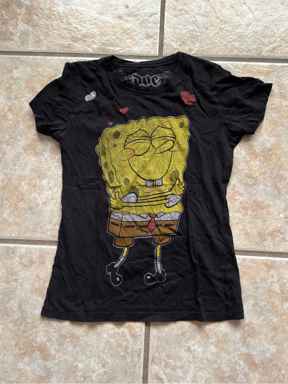 Vintage Y2K SpongeBob SquarePants Graphic Tee - Doe Brand Hearts Black